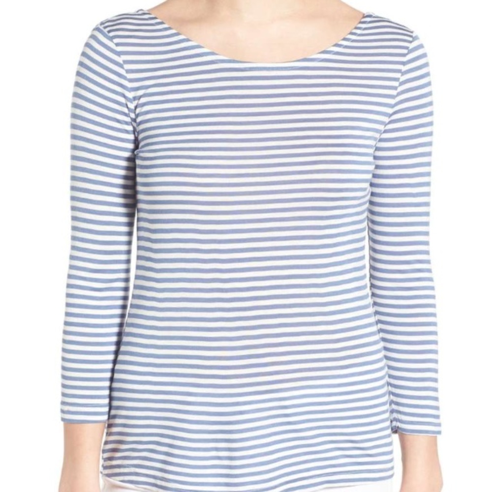 Cupcakes & Cashmere Women’s Tee | Luxury Soft Casual | Size S
